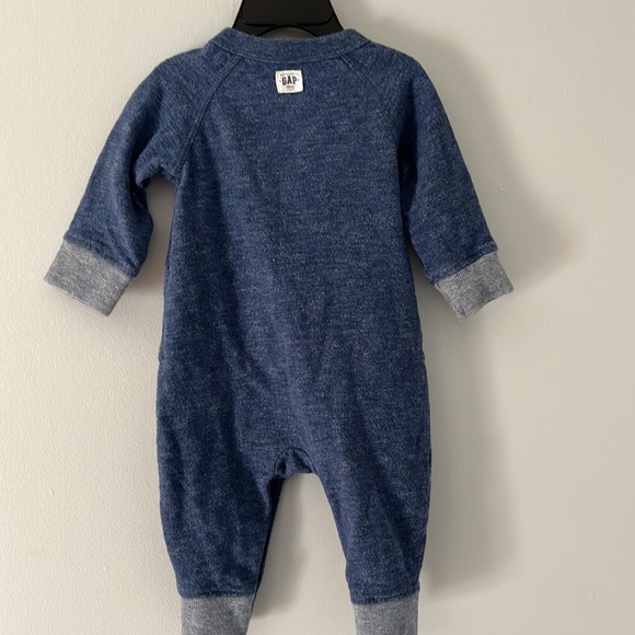 (3-6m) Baby GAP sweatshirt one piece - Picture 4 of 5